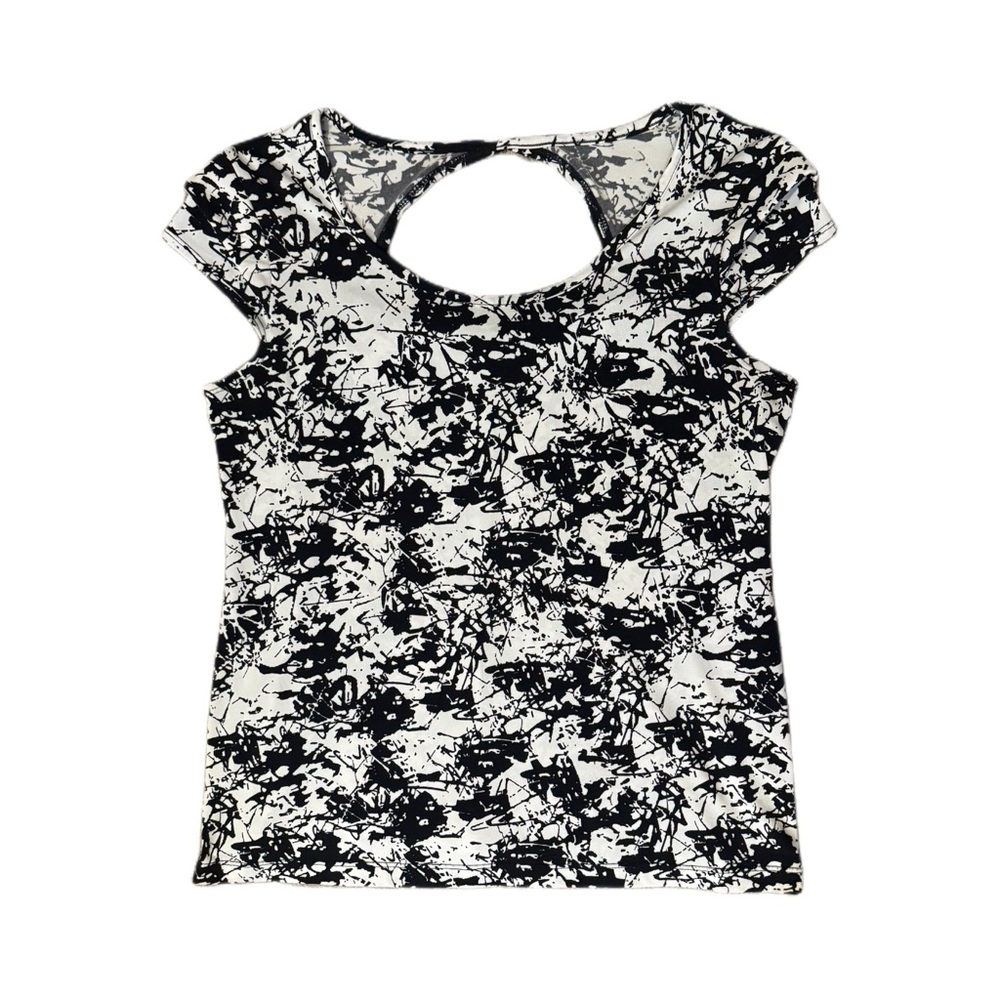 AB Studio Black and White Abstract Blouse